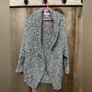 Old Navy Cocoon Sweater in Charcoal Gray Size Medium Large